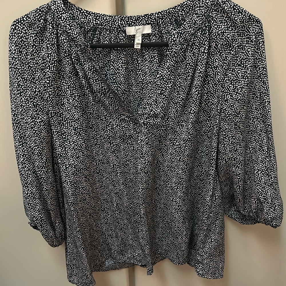 Joie 100% silk top xs polka dot